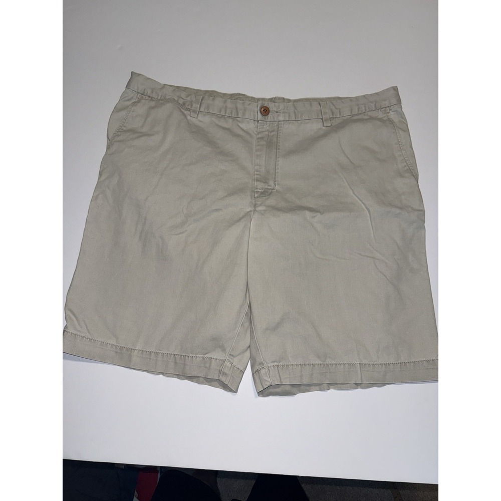 Tommy Bahama Men 42 Chino Shorts Khaki Beige 100% Cotton Casual Preppy Neutral